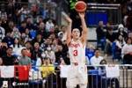 媒体人：胡明轩登场30分钟仅2分 作为经验丰富后卫的确不合适